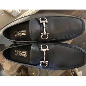 Salvatore Ferragamo 100% Calf Skin Leather Loafers